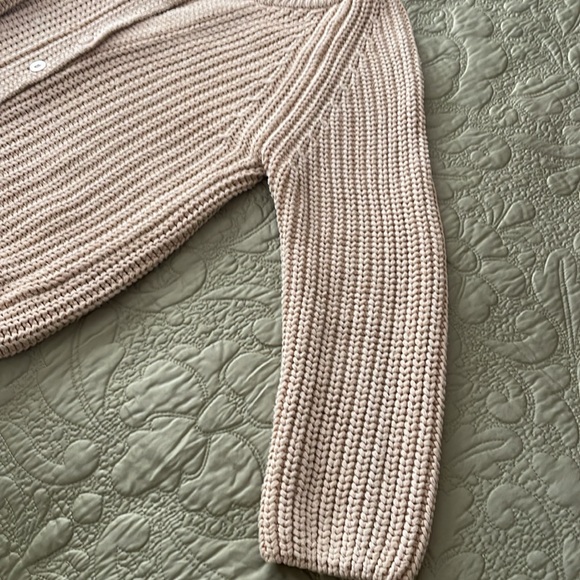 Sweater by ILLA ILLA in size medium - Picture 8 of 10